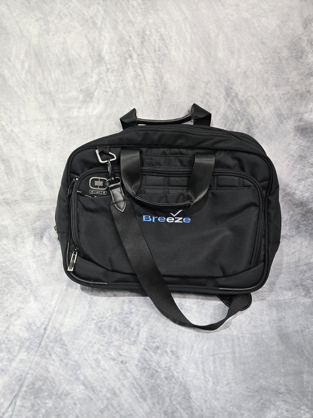 OGIO Breeze Black Laptop Bag with Shoulder Strap